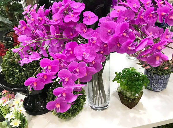 Orquídea Borboleta Branca Flor Artificial em Silicone (57cm) - Imagem 7